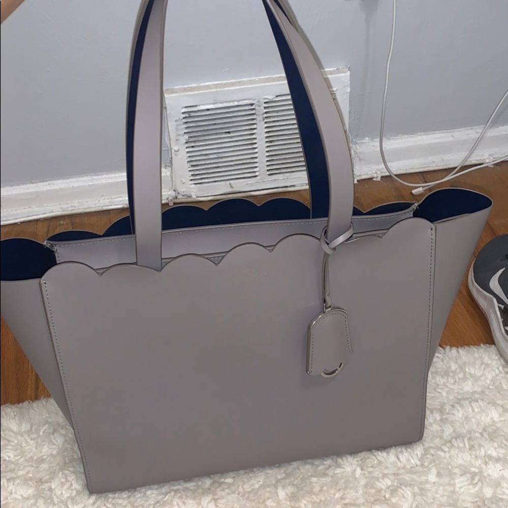 Kate Spade tote - Picture 6 of 12